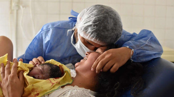 //&iquest;Qu&eacute; es el Parto Respetado?//  por la  Lic. Obst&eacute;trica Gisela Fosgt