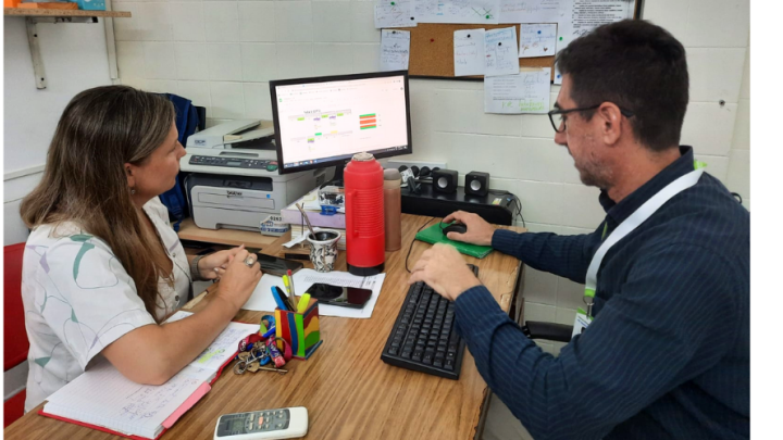 El Dr. Itharte junto a la actual Jefa, la Dra. Evangelina Ram�rez