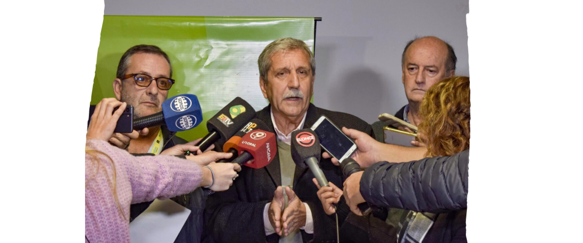 Conferencia sobre el accionar del personal durante el incendio del 4 de agosto