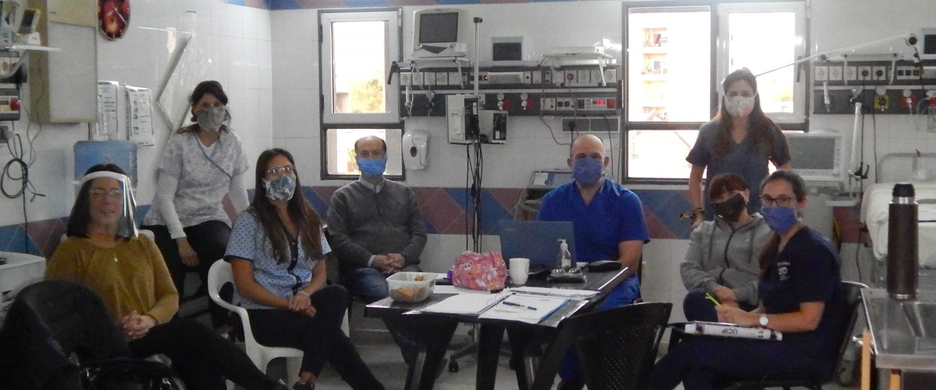 Diga 33. Cumplea&ntilde;os de la Unidad de Cuidados Intensivos Pedi&aacute;tricos